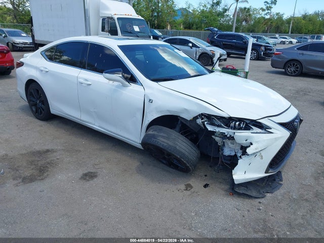 Salvage Lexus Es Image