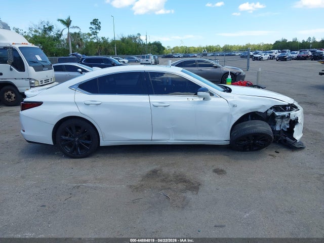 Lexus Es F Sport