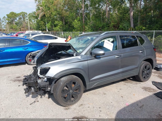 Volkswagen Taos 1.5t Se