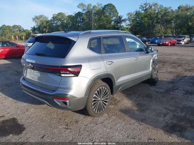 Volkswagen Taos 1.5t Se
