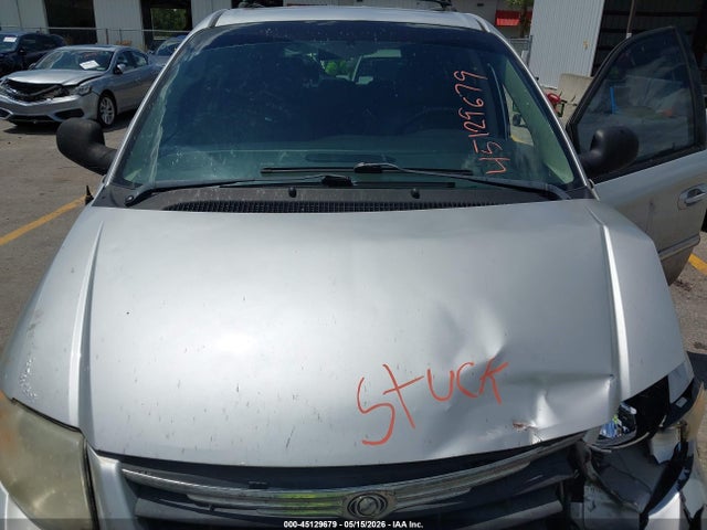Chrysler Town & Country Touring