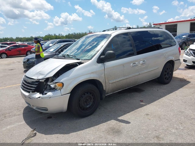 Chrysler Town & Country Touring