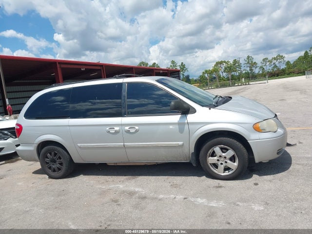 Chrysler Town & Country Touring