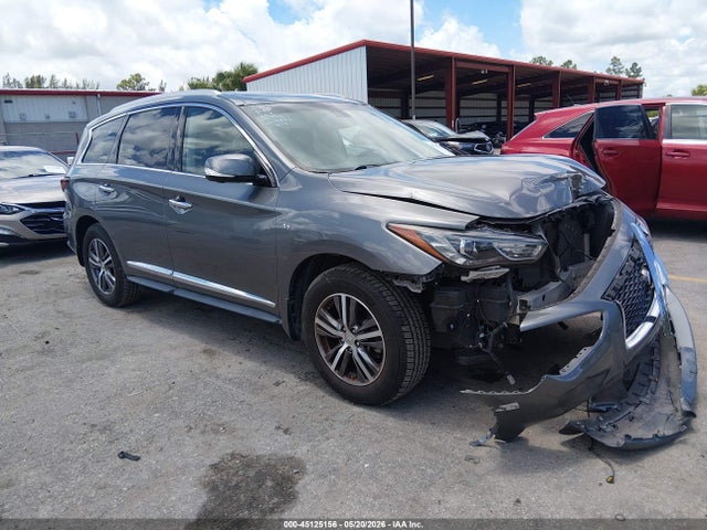 Salvage INFINITI Qx Image