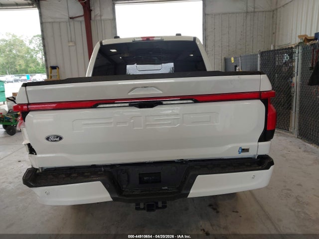 Ford F-150 Lariat