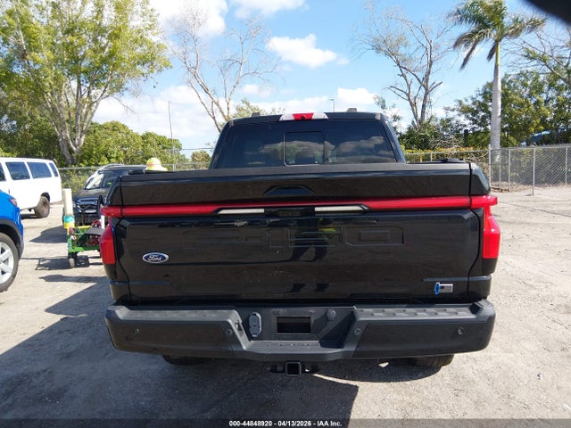 Ford F-150 Platinum