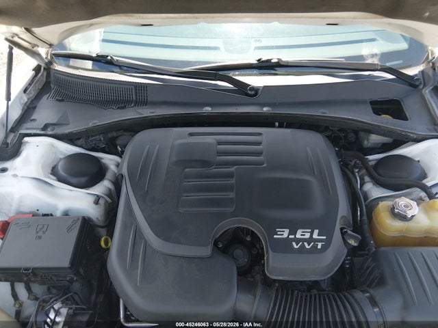 Dodge Charger Se