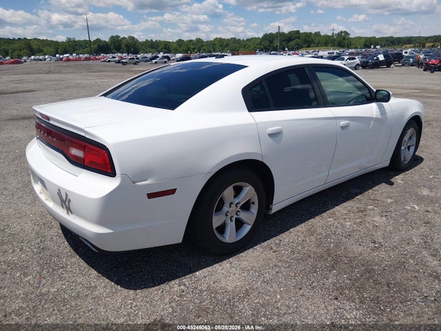 Dodge Charger Se
