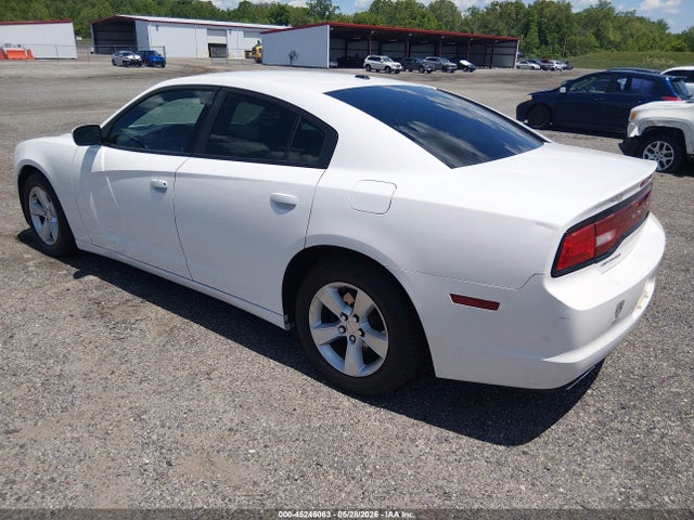 Dodge Charger Se