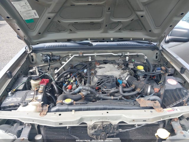 Nissan Frontier Xe-v6