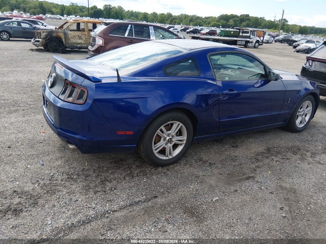 Ford Mustang V6