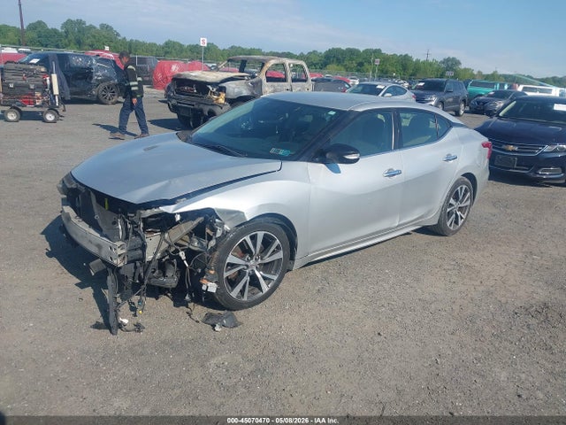 Nissan Maxima