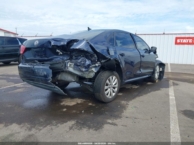 Volkswagen Passat 1.8t Wolfsburg Edition