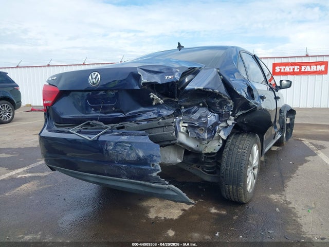 Volkswagen Passat 1.8t Wolfsburg Edition