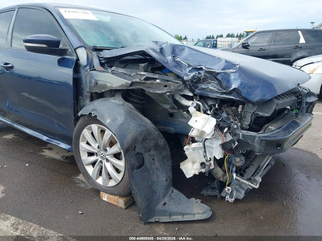 Volkswagen Passat 1.8t Wolfsburg Edition