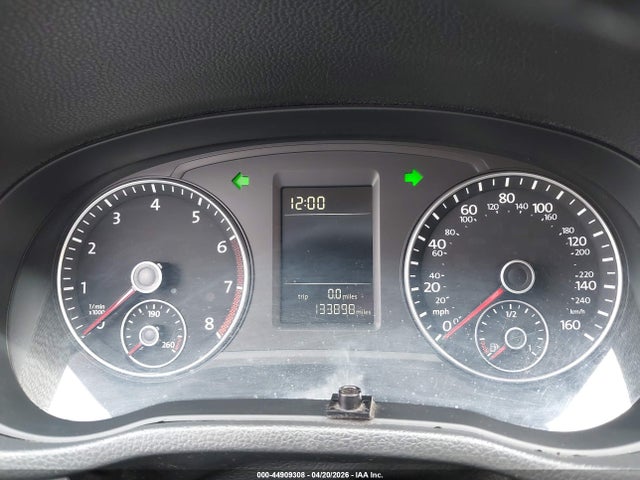 Volkswagen Passat 1.8t Wolfsburg Edition