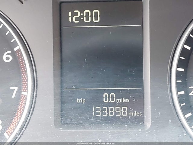 Volkswagen Passat 1.8t Wolfsburg Edition