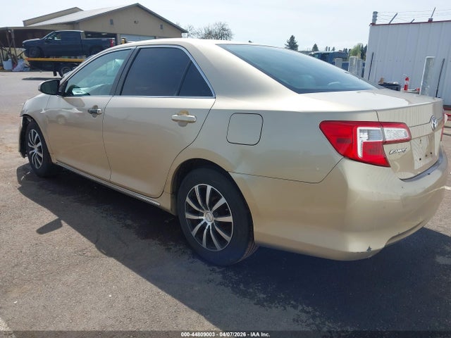 Toyota Camry Le