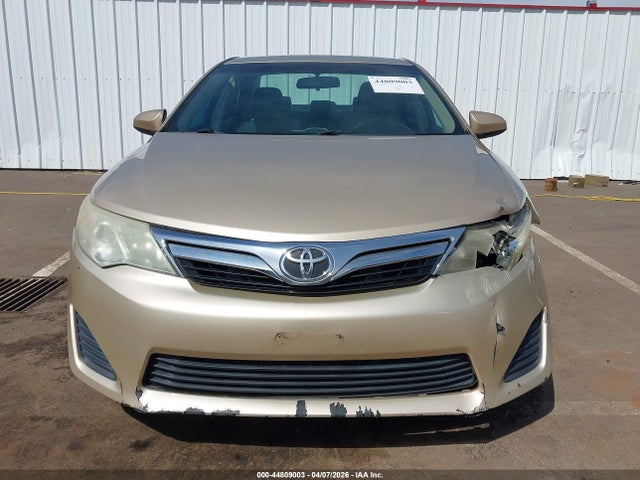 Toyota Camry Le