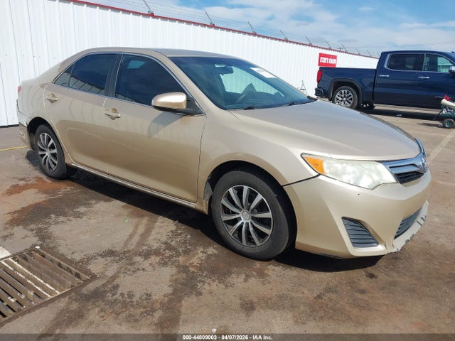 Salvage Toyota Camry Image