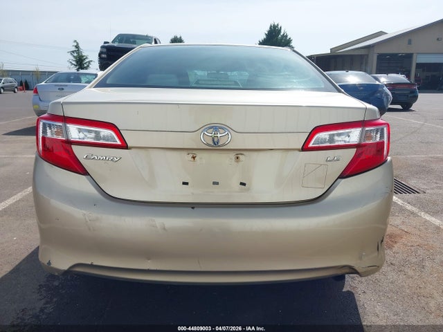 Toyota Camry Le