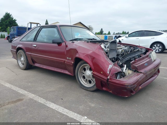 Salvage Ford Mustang Image