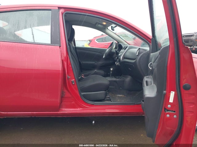 Nissan Versa 1.6 Sv