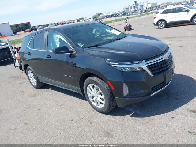 Salvage Chevrolet Equinox Image