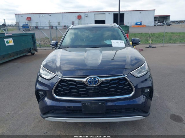 Toyota Highlander Hybrid Platinum