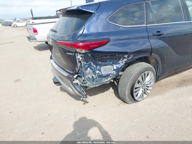 Toyota Highlander Hybrid Platinum