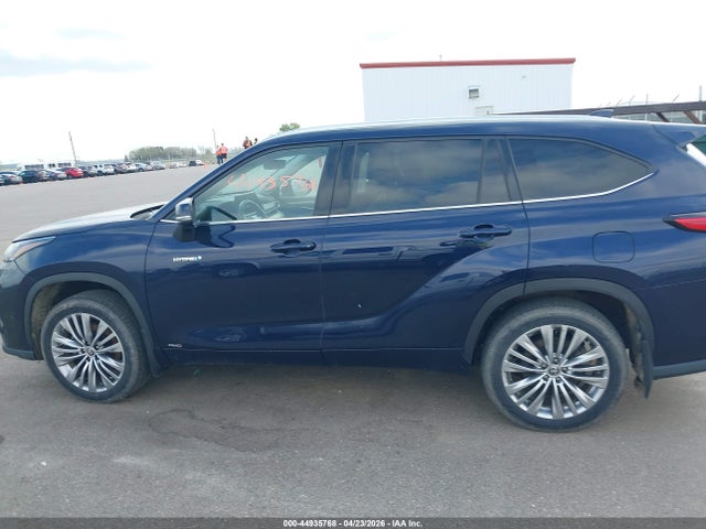 Toyota Highlander Hybrid Platinum