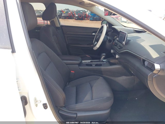 Nissan Altima S Intelligent Awd