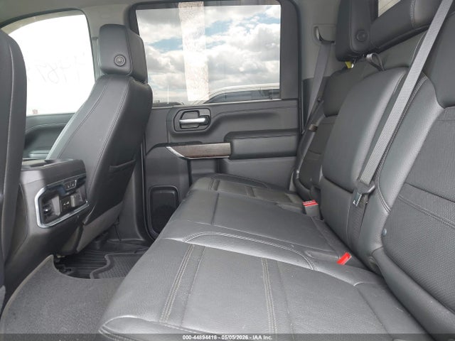 General Motors Sierra 3500HD Denali