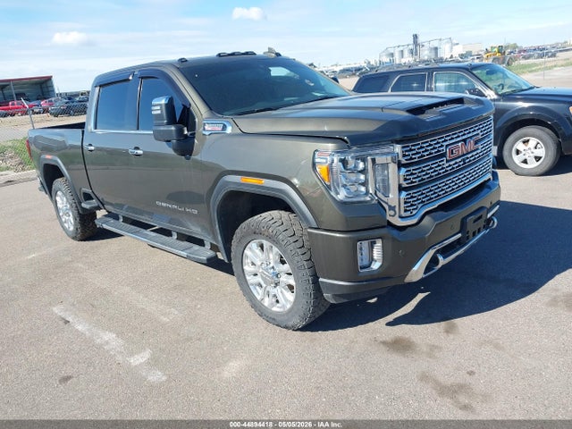 Salvage General Motors Sierra 3500HD Image