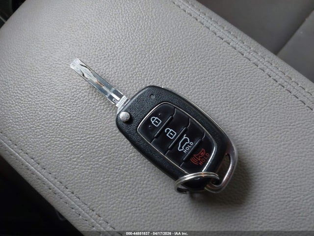 Hyundai TUCSON Sel