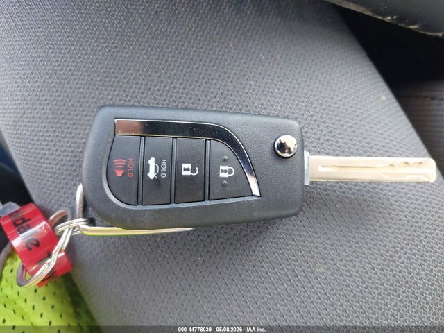 Toyota Corolla Hybrid Le