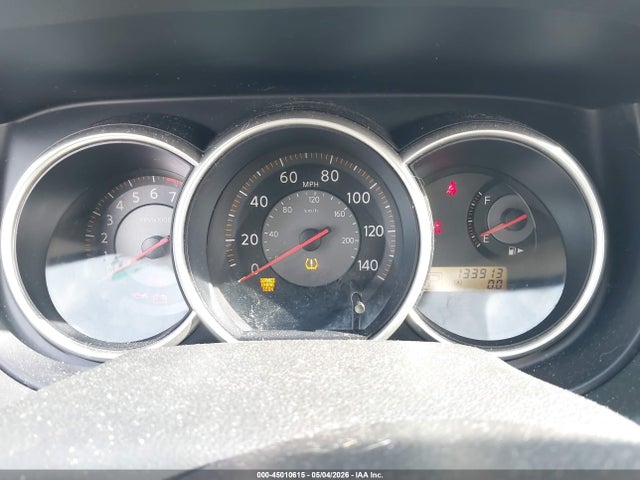 Nissan Versa 1.8s