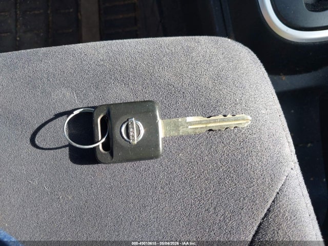 Nissan Versa 1.8s