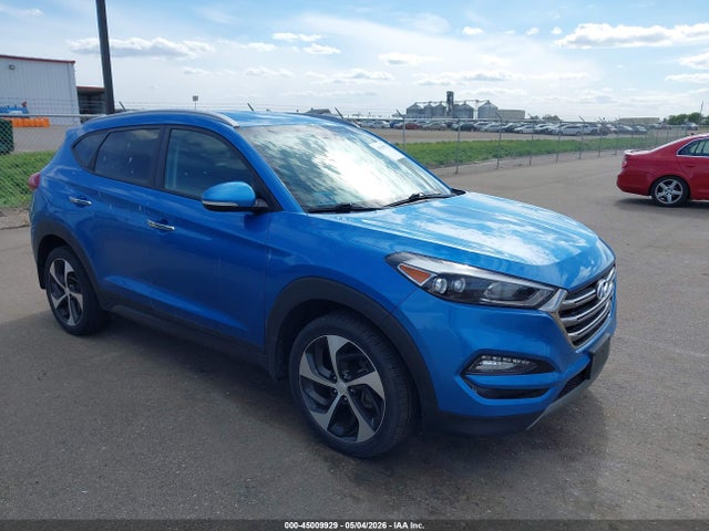 Salvage Hyundai TUCSON Image