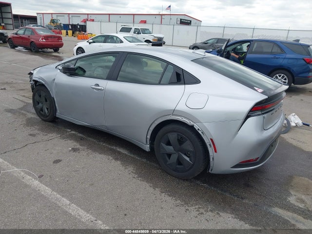 Toyota Prius Le Awd-e