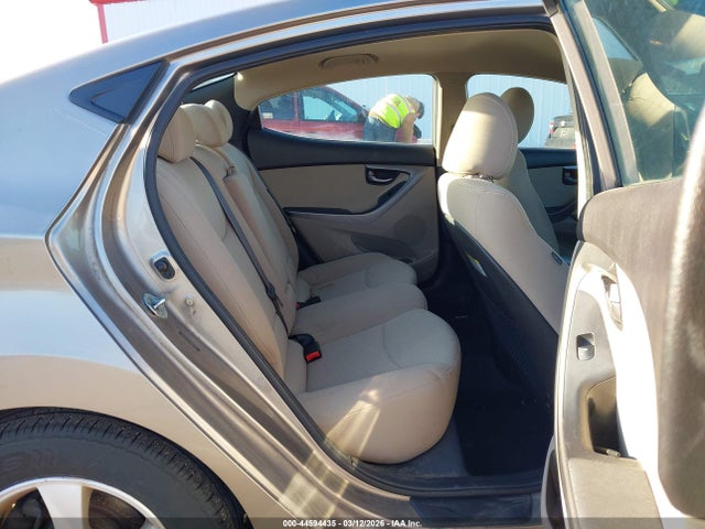 Hyundai ELANTRA Se