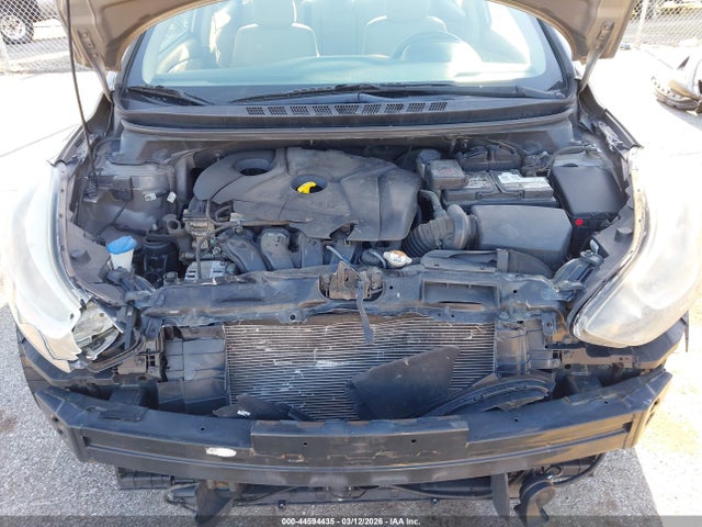 Hyundai ELANTRA Se