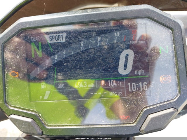Kawasaki Zr900 F