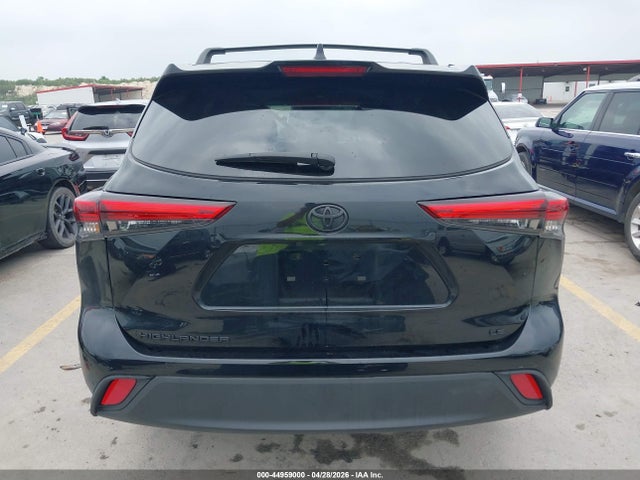 Toyota Highlander Le