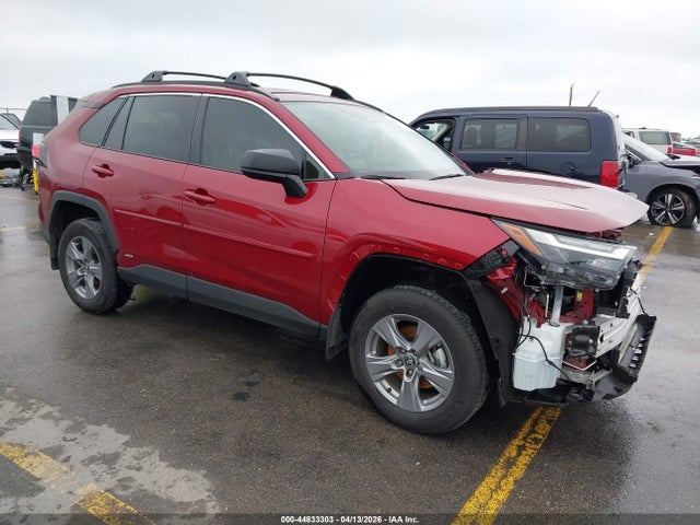 Salvage Toyota RAV4 Image