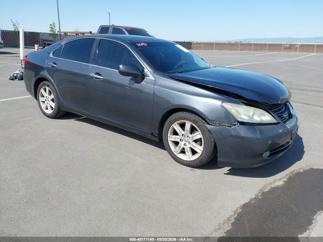Salvage Lexus Es Image