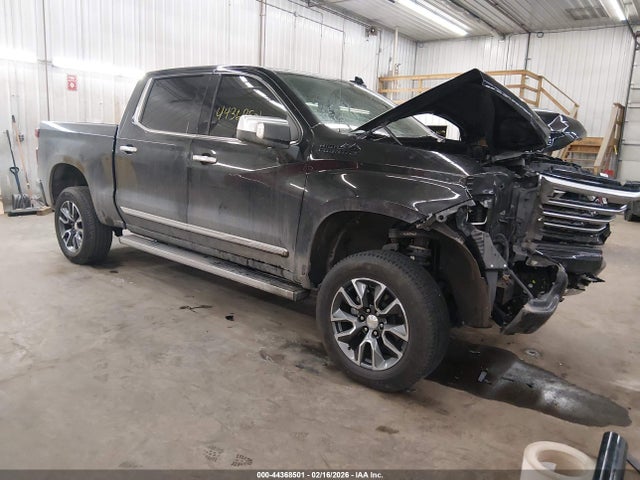 Salvage Chevrolet Silverado 1500 Image