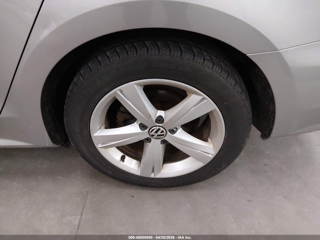 Volkswagen Passat 2.5l Se