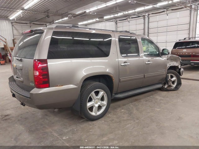 Chevrolet Suburban 1500 Lt