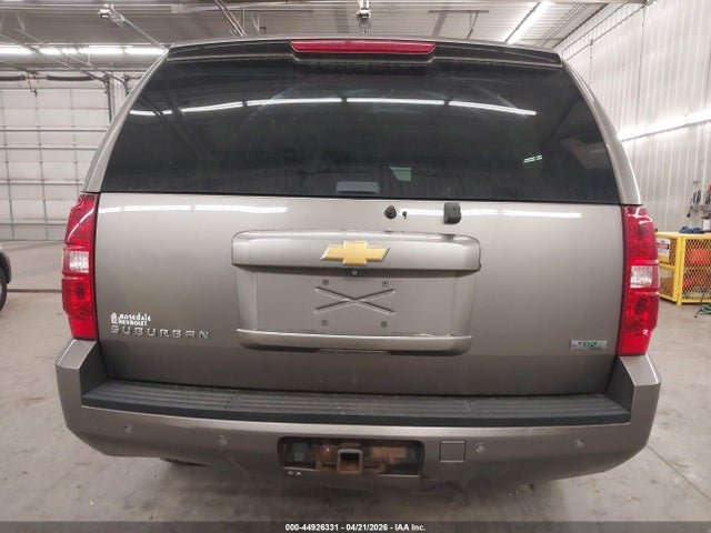 Chevrolet Suburban 1500 Lt
